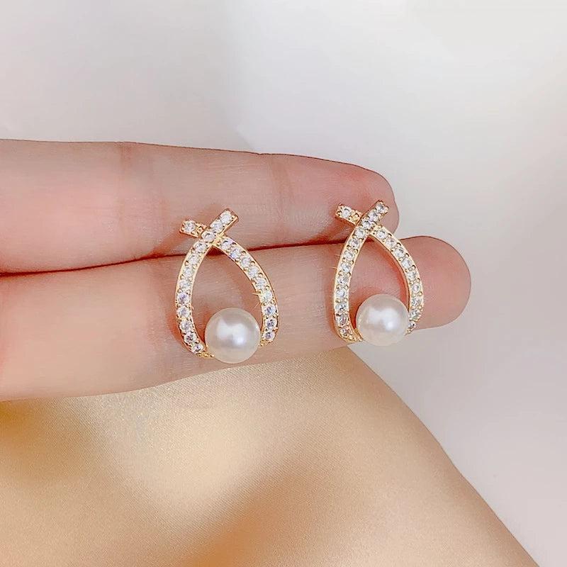 Pearl earrings with glitter by Rose & Oliver - product image 3